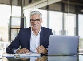 Three Habits of Warren Buffett That All Investors Should Adopt