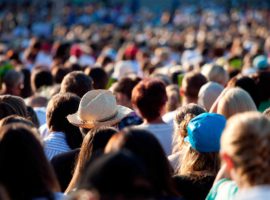 Why Are Young Aussies Searching Looking Beyond AU to Settle Down?